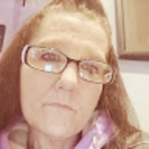 Meet your Posher, Wendy - Picture 1 of 1